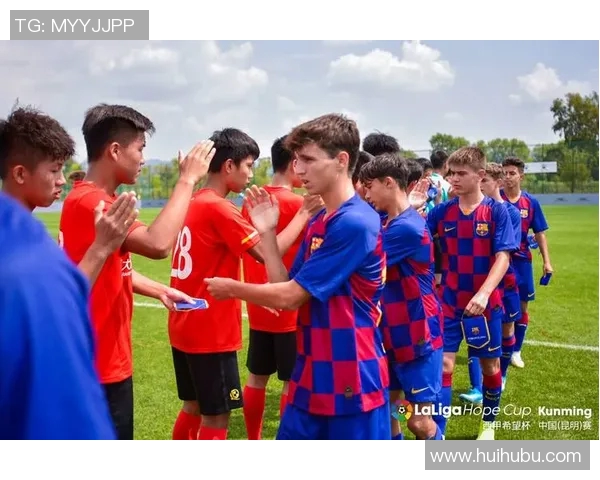 纽百伦足球明星助力青少年足球发展引领运动新风潮 纽百伦足球明星助力青少年足球发展引领运动新风潮