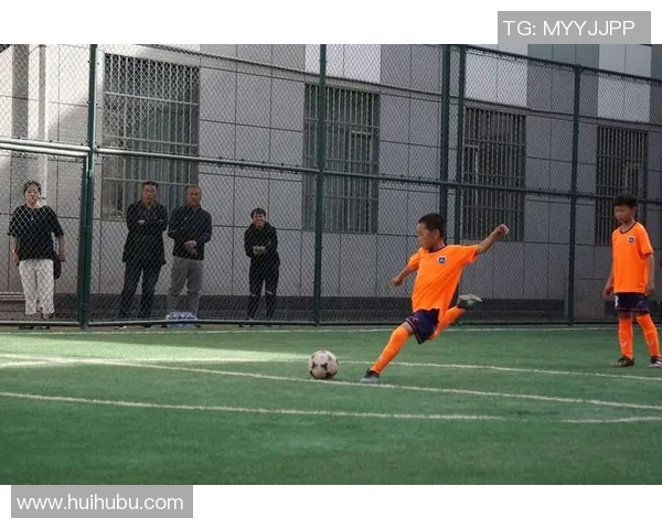 足球明星青眼白龙的传奇人生与赛场风采揭秘