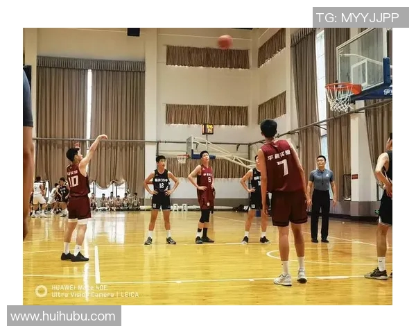 篮球明星的精彩操作揭秘如何在赛场上展现超凡技巧与团队配合